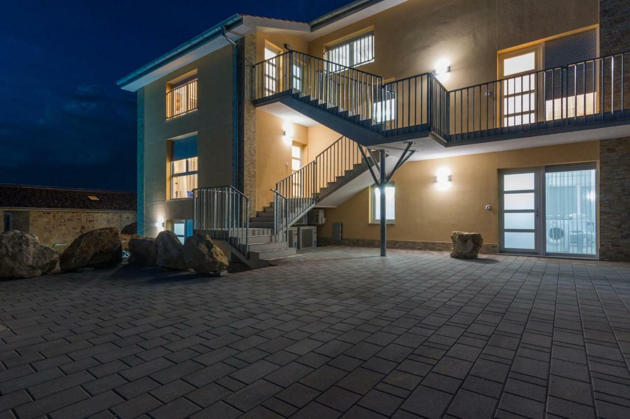 扎顿Fabulous House B With Outdoor Pool公寓 外观 照片